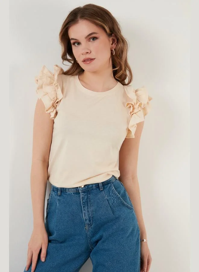 ليلا تيشيرت نسائي قطن بياقة دائرية وأكمام مكشكشة بقصة ضيقة من ليلا